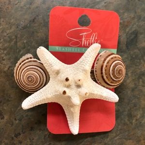 Brand New Seashell hair barrette 🐚🐚